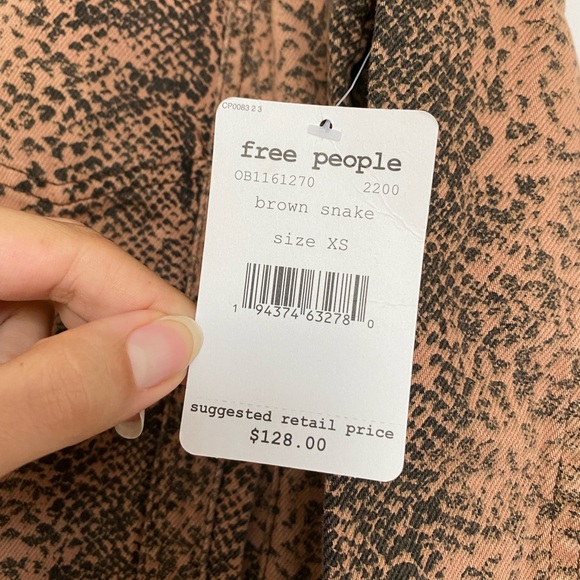 Free People Jacket Snake Print Trucker Denim Jean Jacket Size Extra Small - Picture 7 of 12